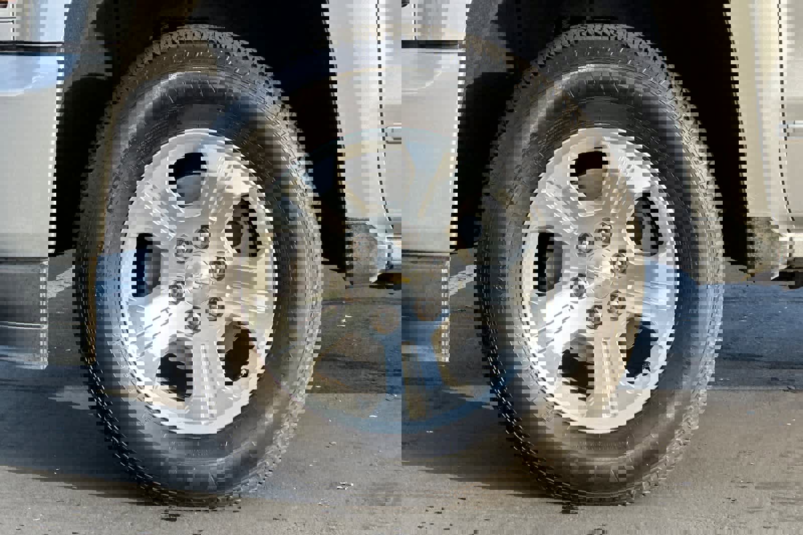 Used 2018 Chevrolet Silverado 1500 LT w/ All Star Edition image 29