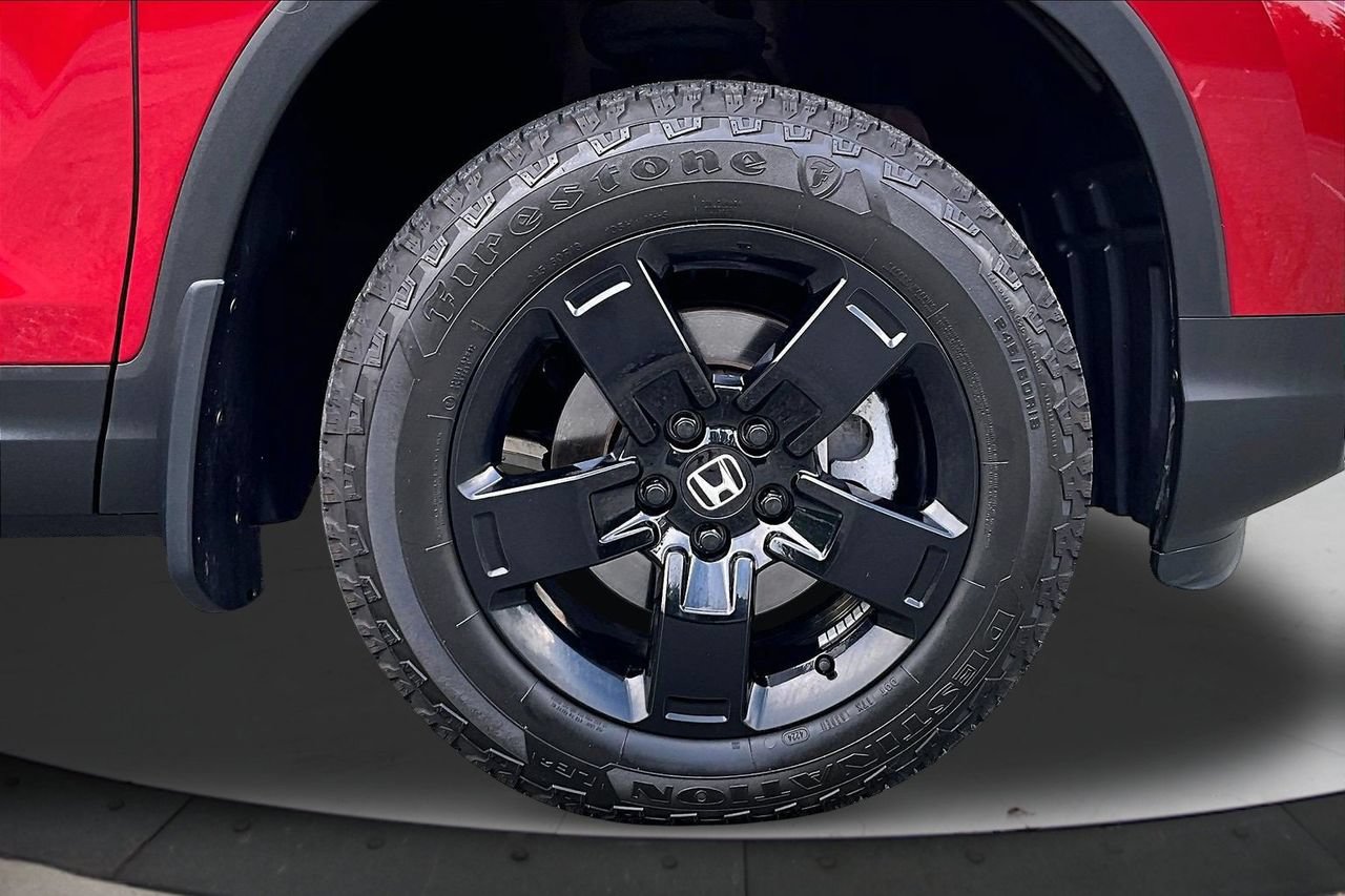 Used 2025 Honda Ridgeline Black Edition image 34