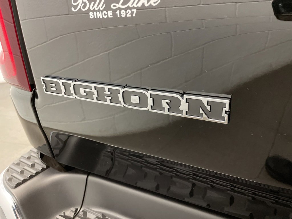 New 2026 RAM 1500 4x4 Crew Cab image 5