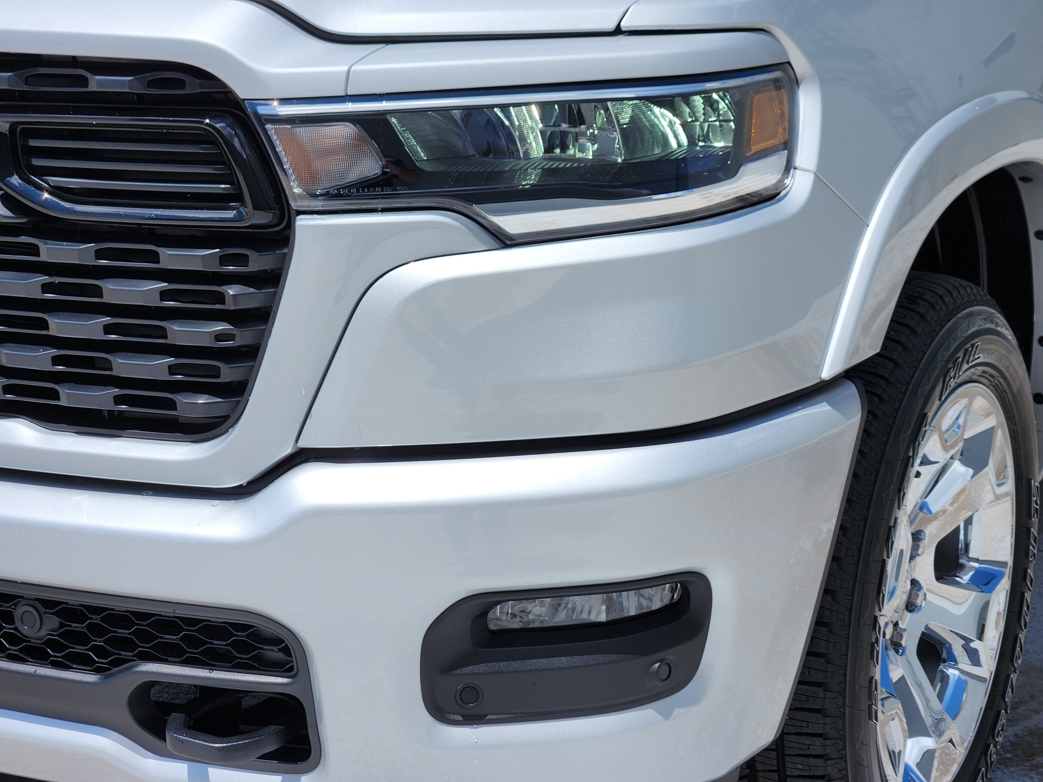 New 2026 RAM 1500 Big Horn AWD/4WD image 6