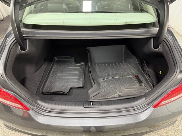 Used 2021 Genesis G70 2.0T image 9