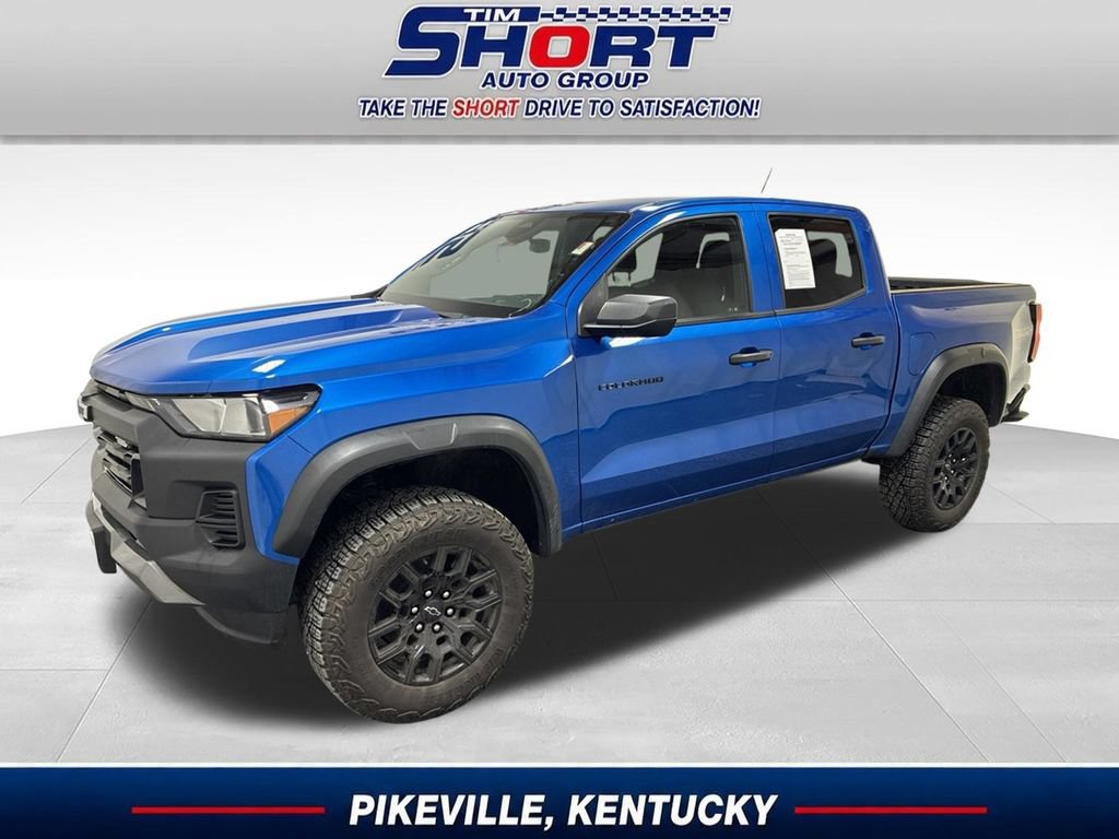 Used 2024 Chevrolet Colorado Trail Boss w/ Advanced Trailering Package AWD/4WD image 1