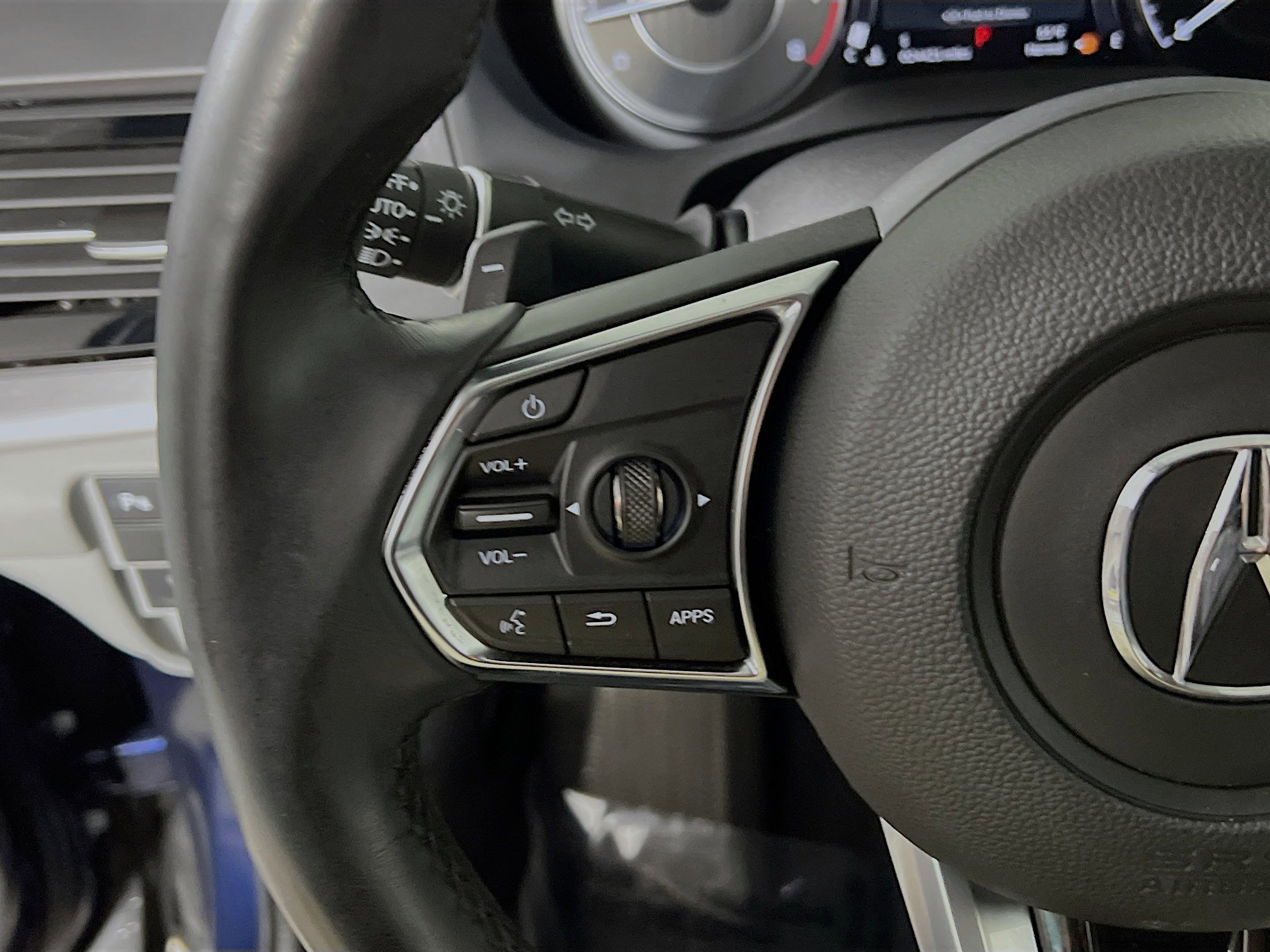 Used 2023 Acura RDX w/ Technology Package image 19