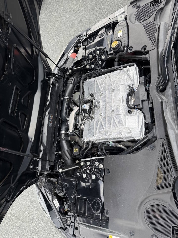 Used 2015 Jaguar F-TYPE R RWD image 16