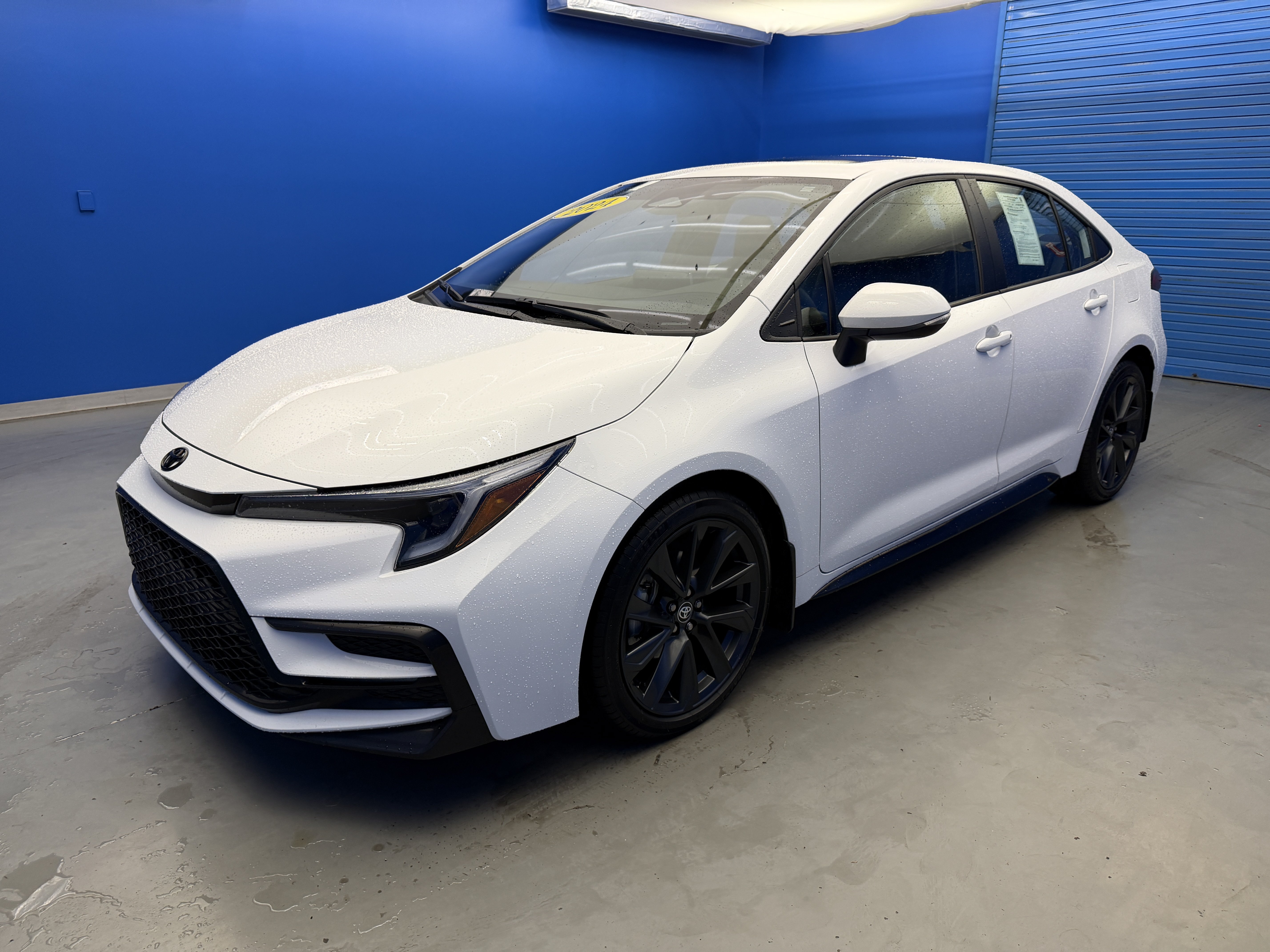 Used 2024 Toyota Corolla XSE FWD image 4