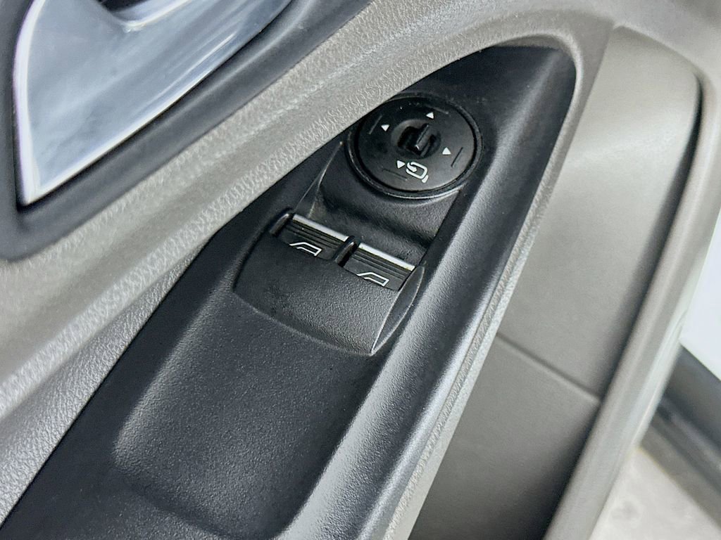 Used 2020 Ford Transit Connect XLT image 20