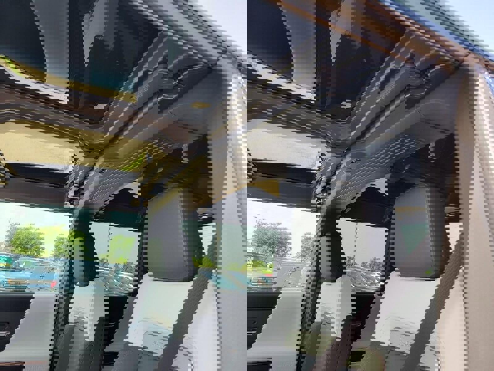 New 2025 GMC Hummer EV 2X image 24