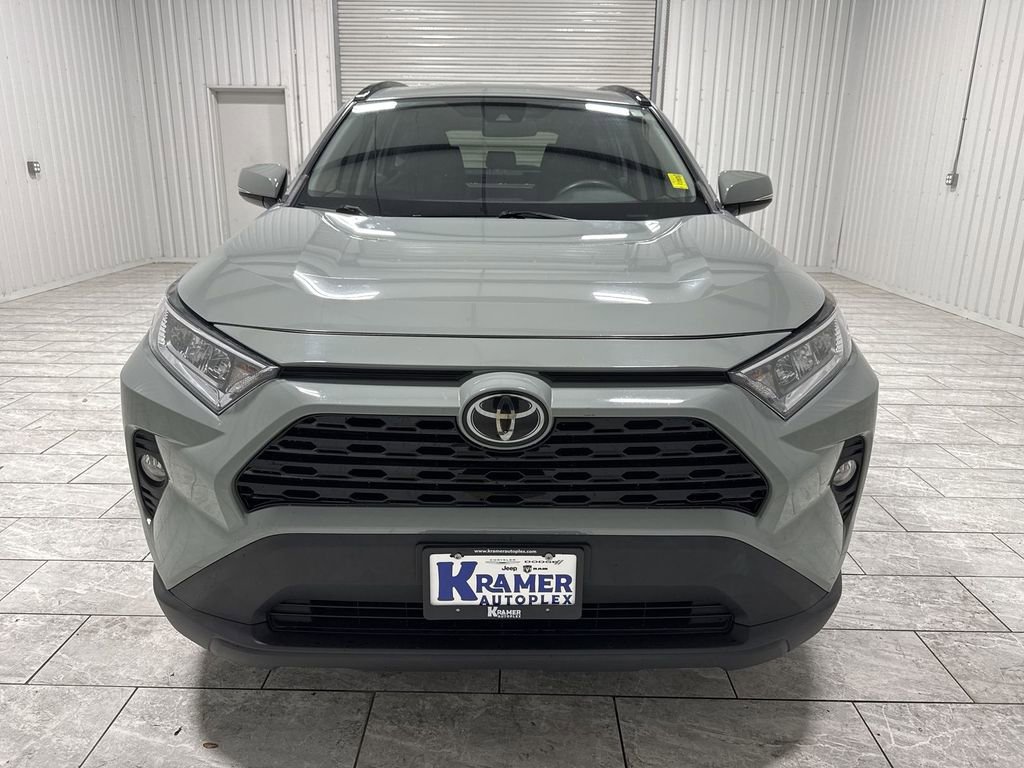 Used 2020 Toyota RAV4 XLE image 32