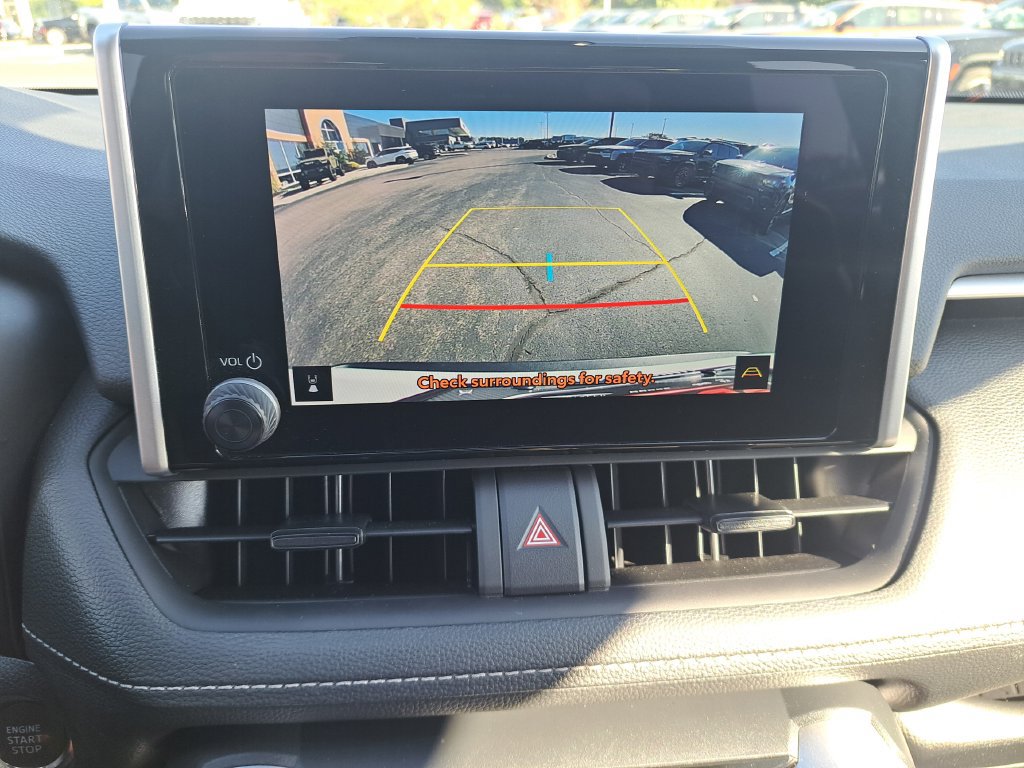 Used 2025 Toyota RAV4 XLE FWD image 14