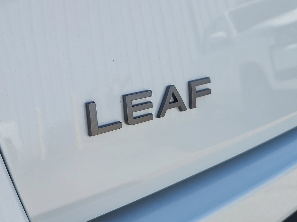 New 2026 Nissan Leaf SV+ FWD image 11