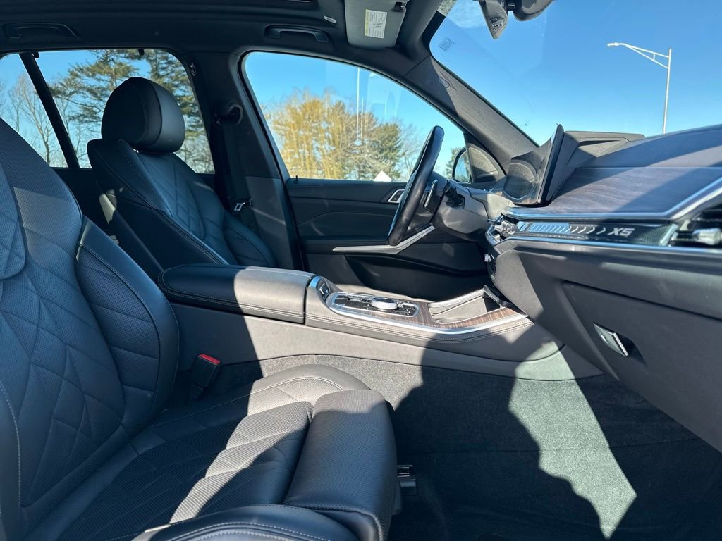 Certified 2024 BMW X5 xDrive40i w/ Executive Package image 25