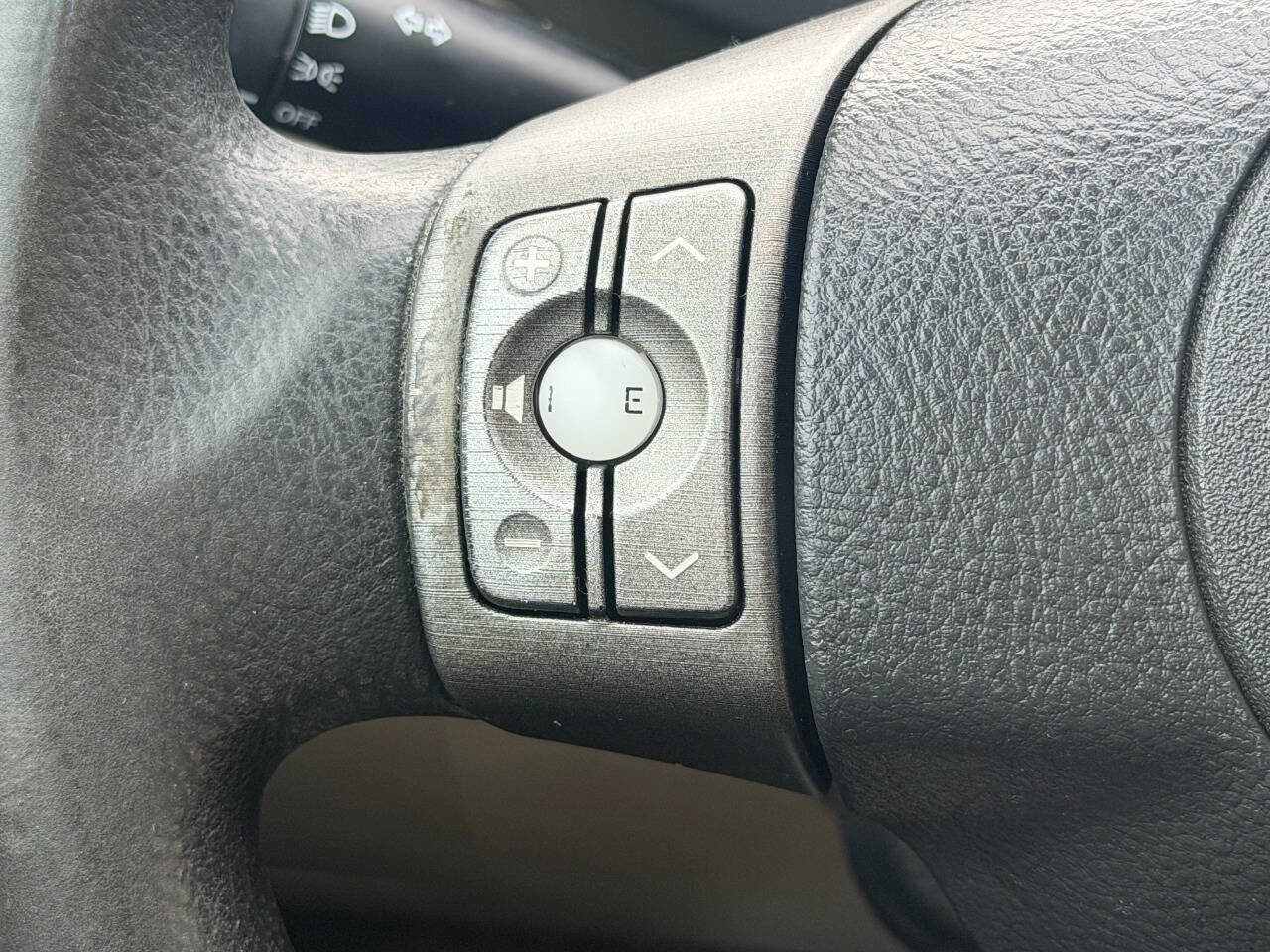 Used 2012 Toyota RAV4 FWD w/ Value Pkg image 29