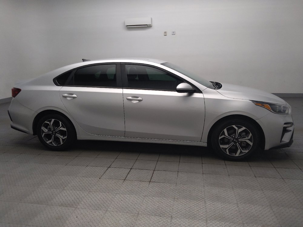 Used 2019 Kia Forte LXS FWD image 11