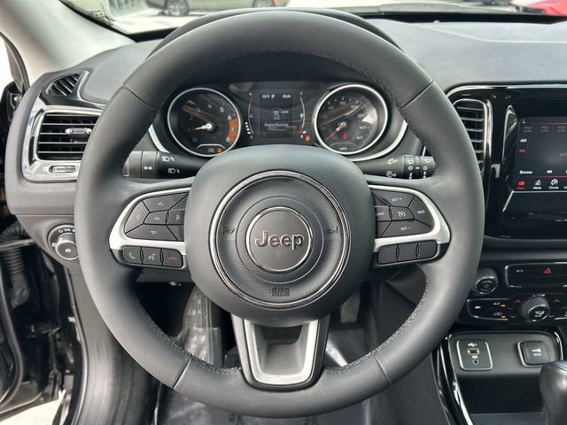 Certified 2021 Jeep Compass Latitude FWD image 21