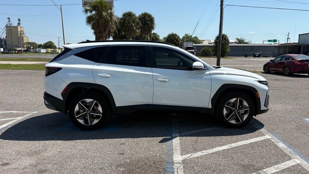 Used 2025 Hyundai Tucson SEL image 2