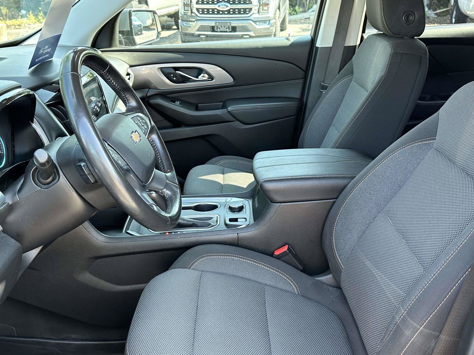 Used 2019 Chevrolet Traverse LT FWD image 10