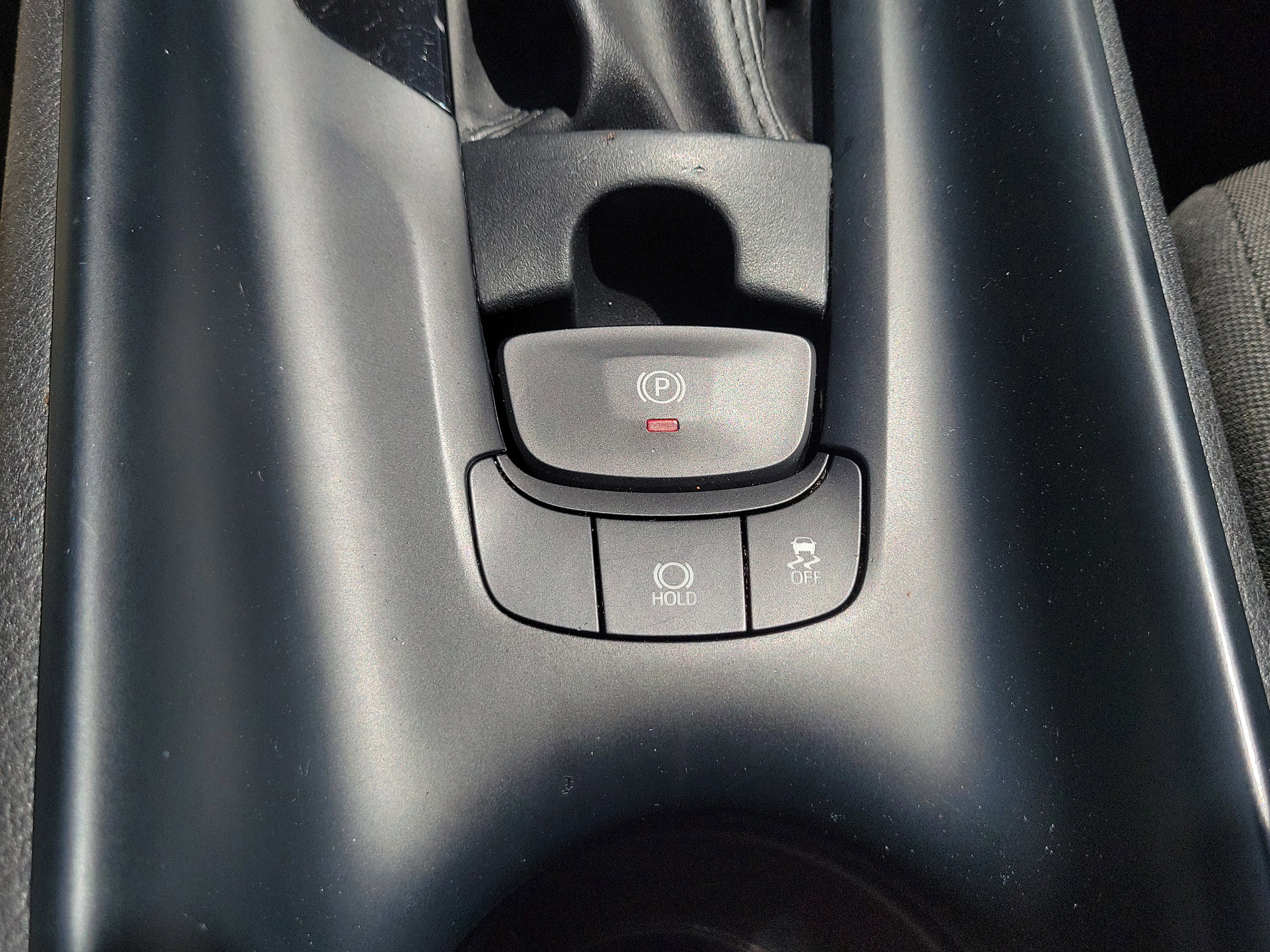 Used 2020 Toyota C-HR LE image 31