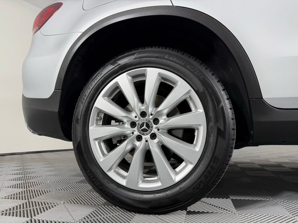 Certified 2020 Mercedes-Benz GLC 300 4MATIC image 11