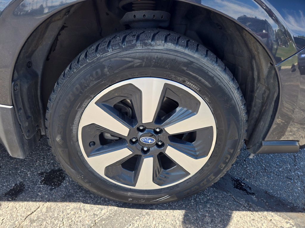 Used 2017 Subaru Forester 2.5i Limited AWD/4WD image 32