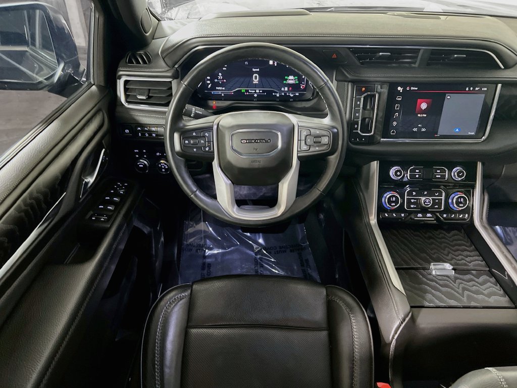 Used 2023 GMC Yukon XL Denali AWD/4WD image 19