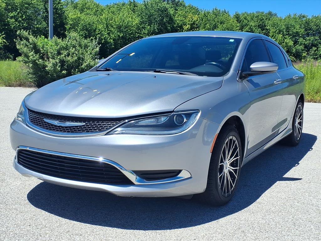 Used 2016 Chrysler 200 Limited w/ Anniversary Edition FWD image 28