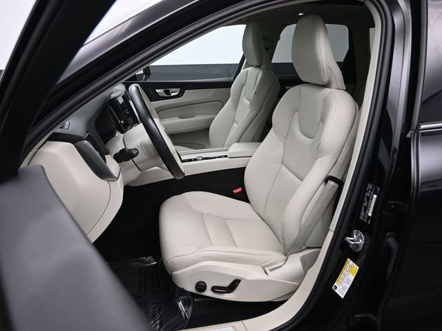 Used 2023 Volvo XC60 B5 Plus w/ Protection Package Premier image 26