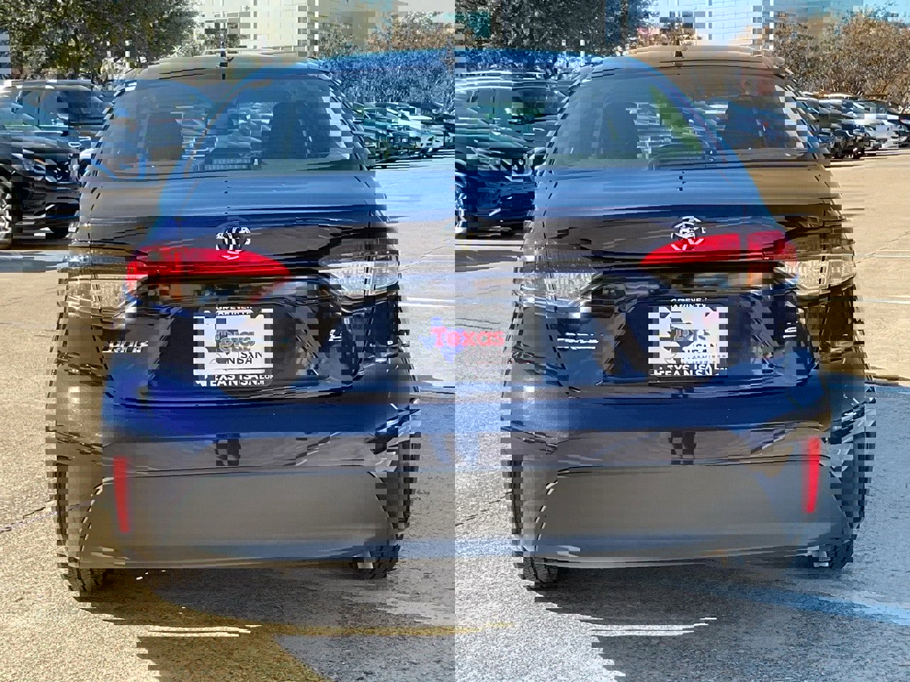 Used 2024 Toyota Corolla LE image 6