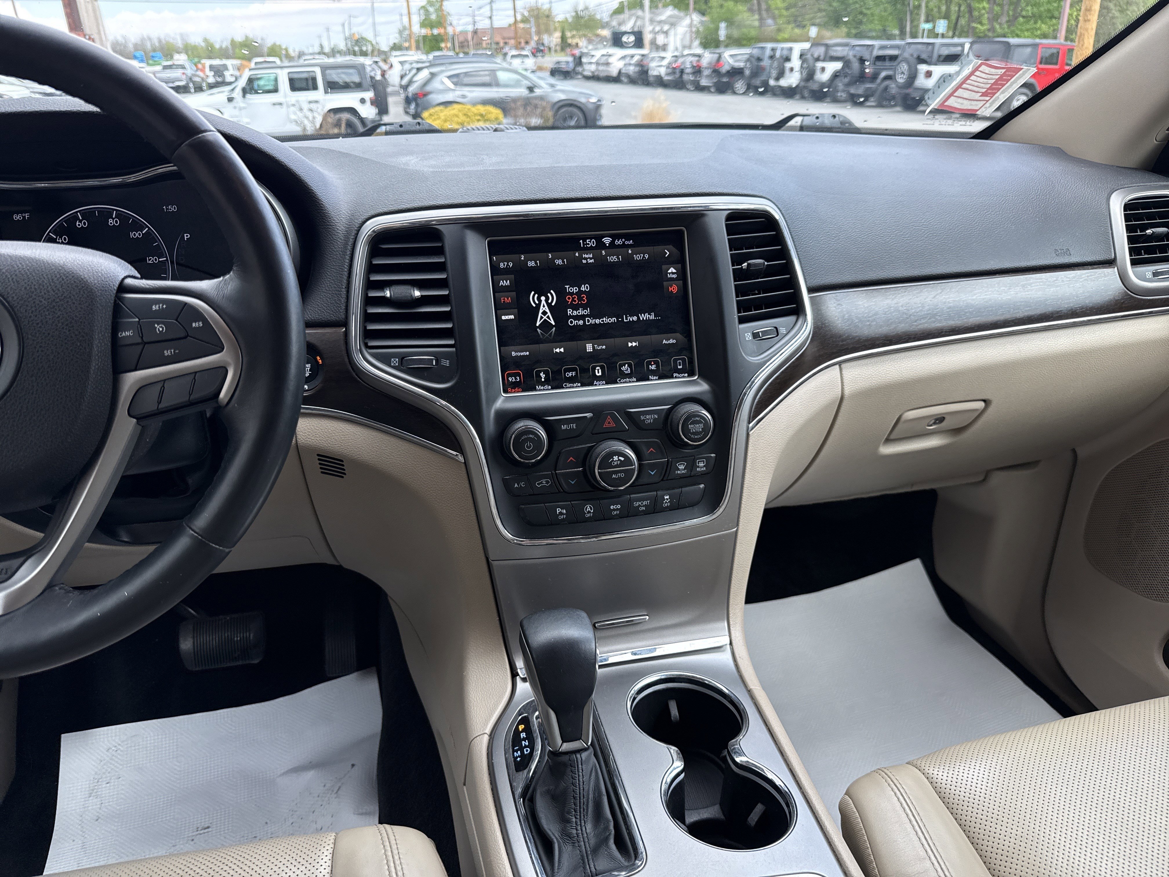 Used 2018 Jeep Grand Cherokee Limited w/ Luxury Group II AWD/4WD image 24