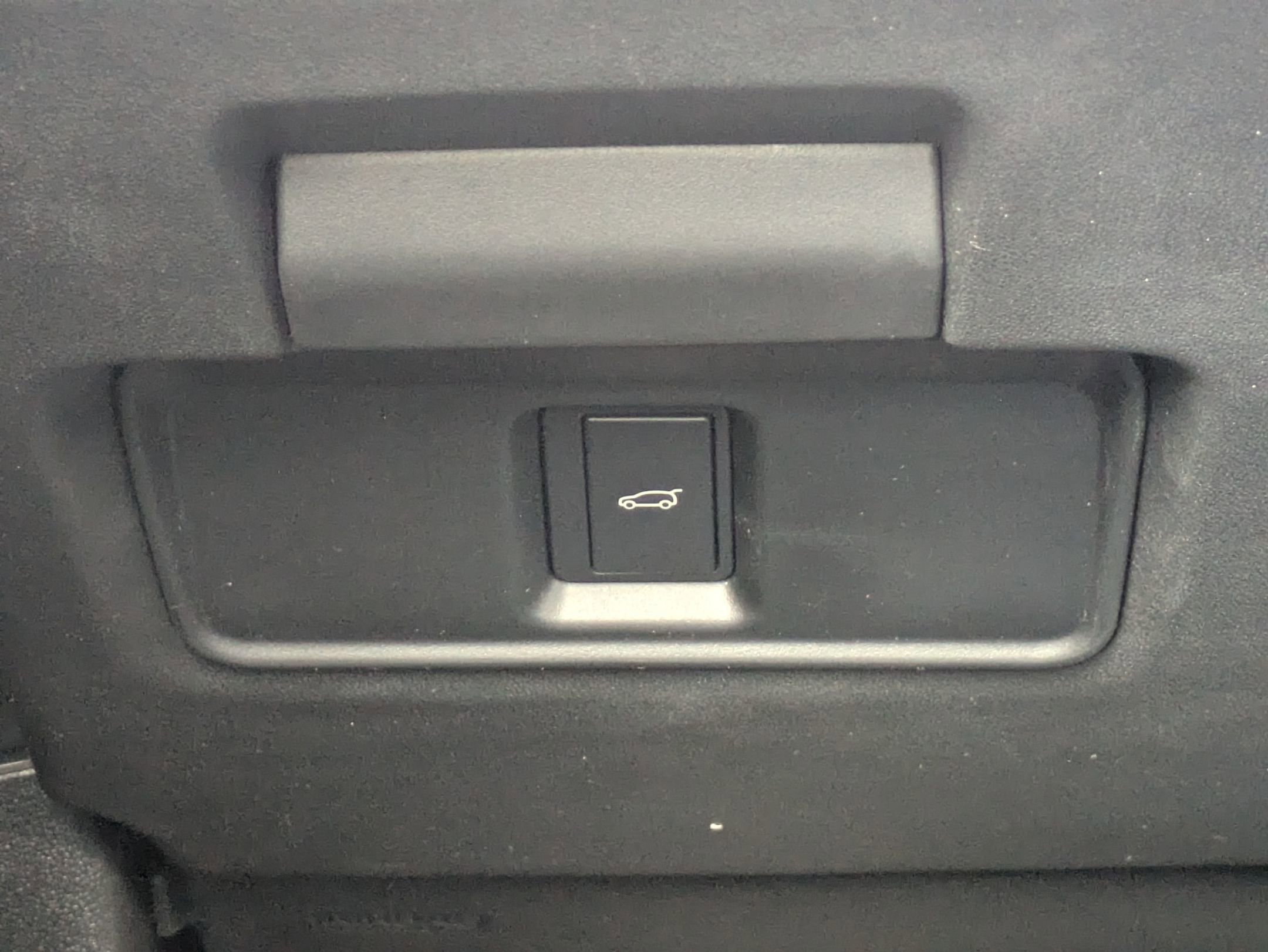 New 2026 Land Rover Range Rover Evoque Dynamic SE image 18