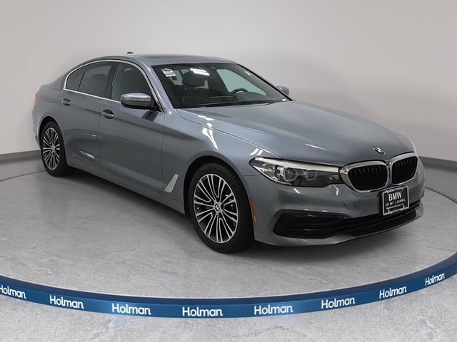 Used 2019 BMW 530i xDrive w/ Convenience Package AWD/4WD image 4