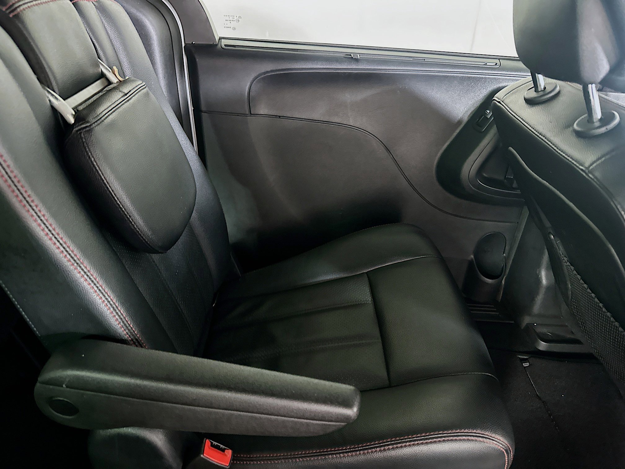 Used 2019 Dodge Grand Caravan GT image 29