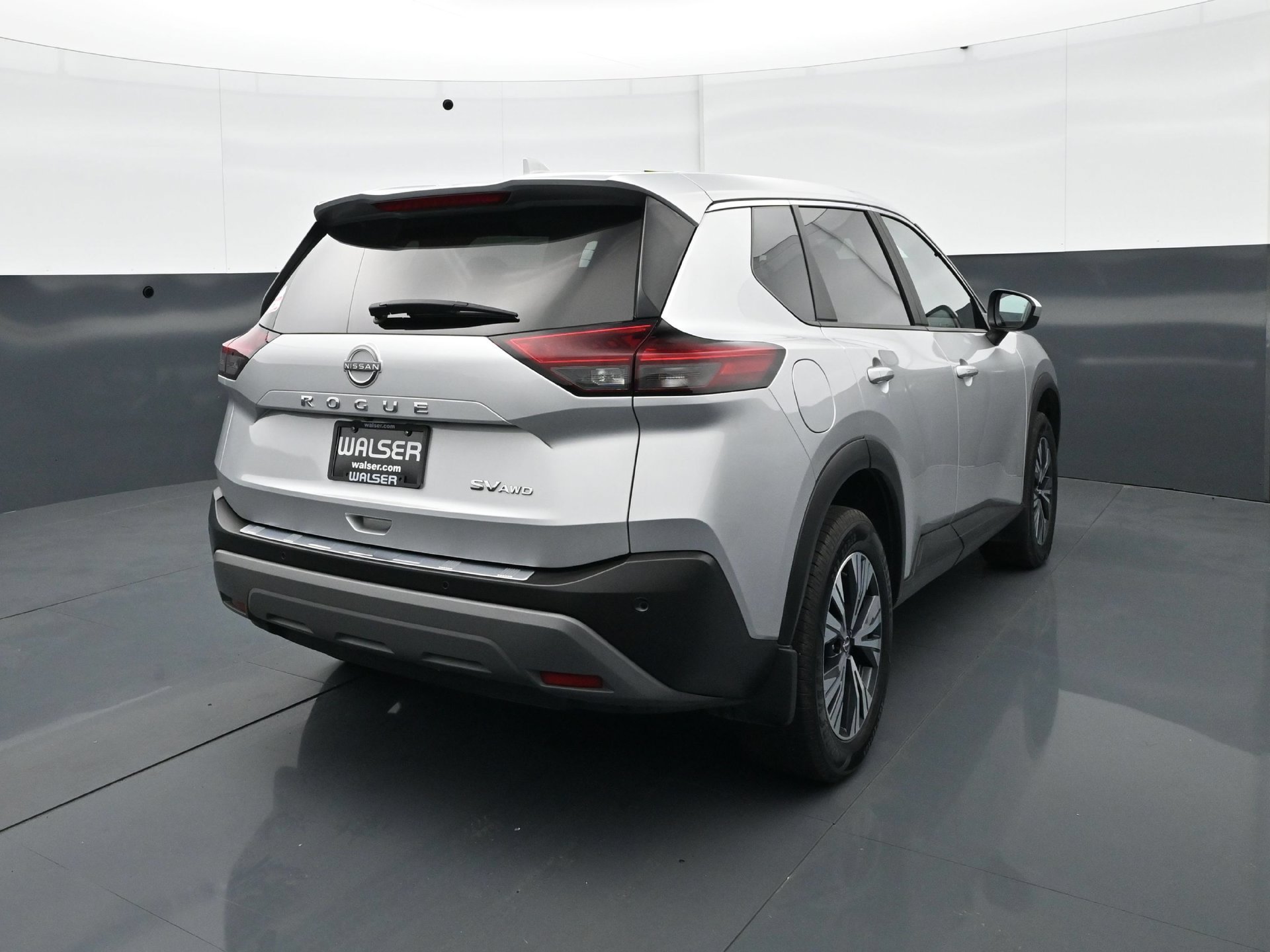 Used 2023 Nissan Rogue SV AWD/4WD image 6