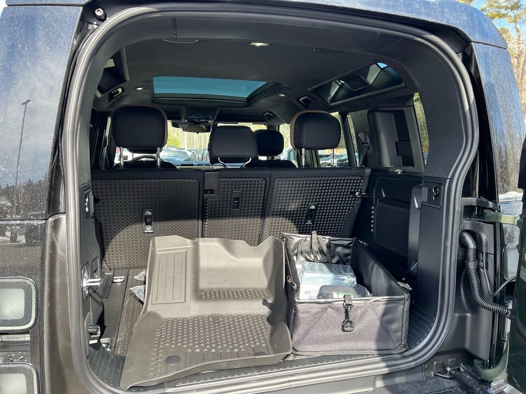 New 2026 Land Rover Defender 110 X image 26