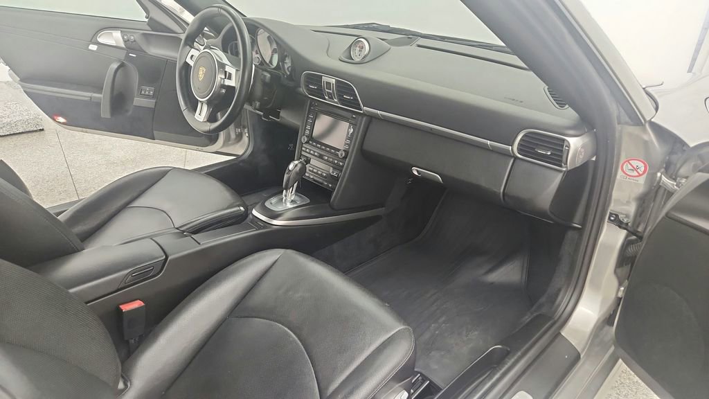 Used 2011 Porsche 911 Carrera S RWD image 30