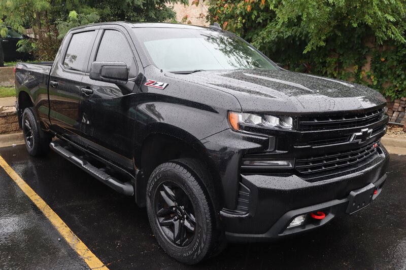 Used 2020 Chevrolet Silverado 1500 LT Trail Boss w/ Convenience Package AWD/4WD image 1