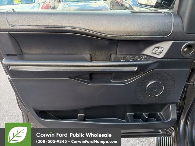 Used 2021 Ford Expedition Max XLT image 14