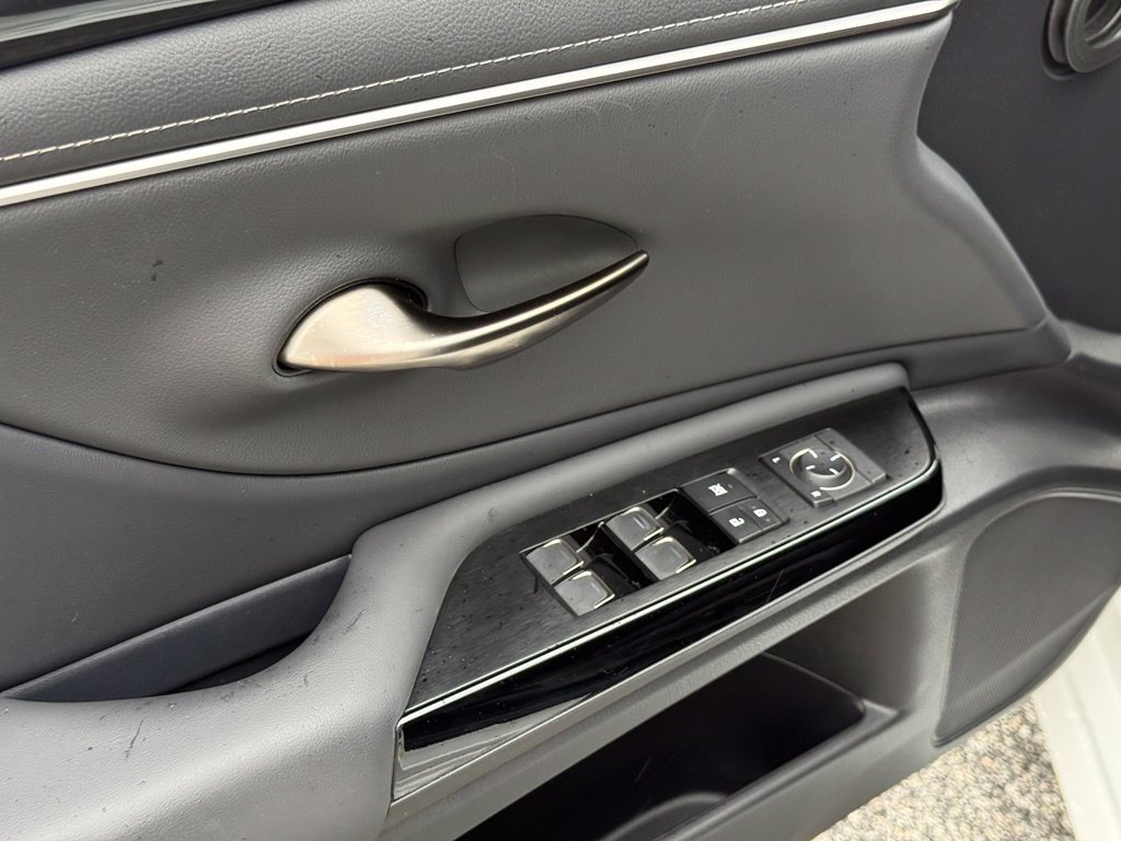 Certified 2025 Lexus ES 350 w/ Accessory Package (Z1) FWD image 20