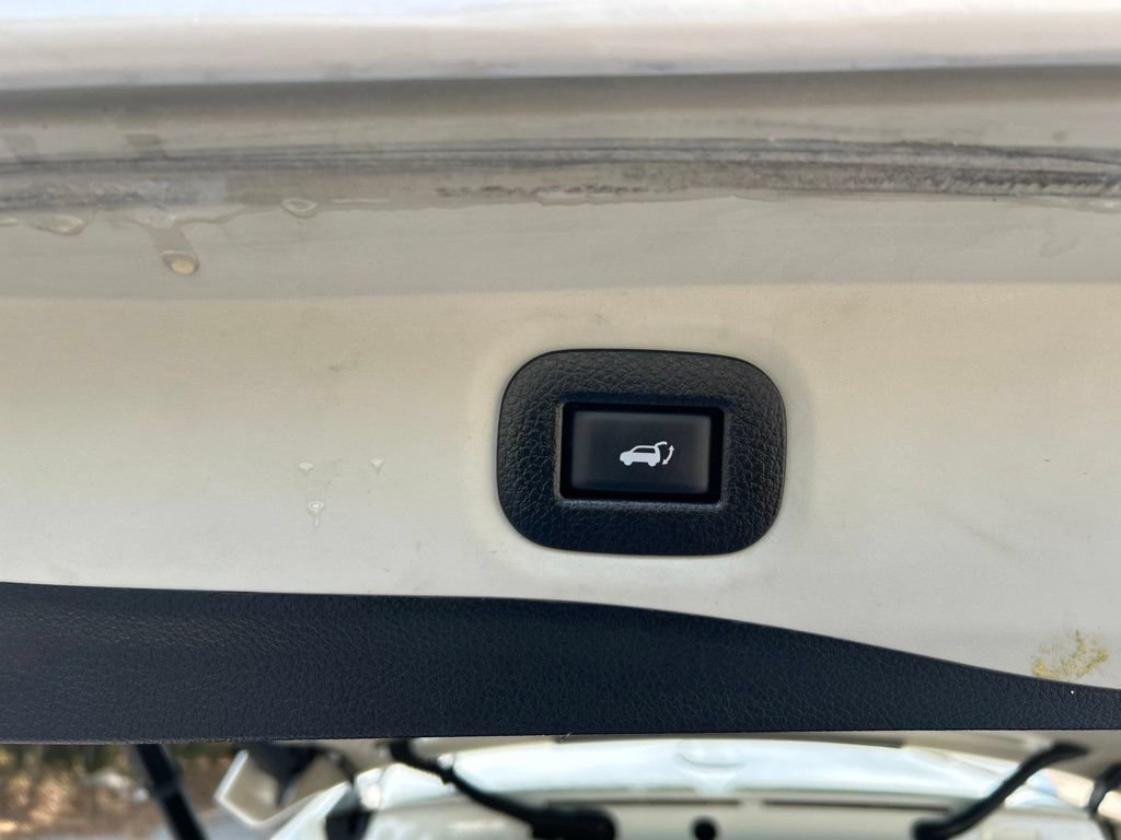 Used 2019 Nissan Rogue SV FWD image 32