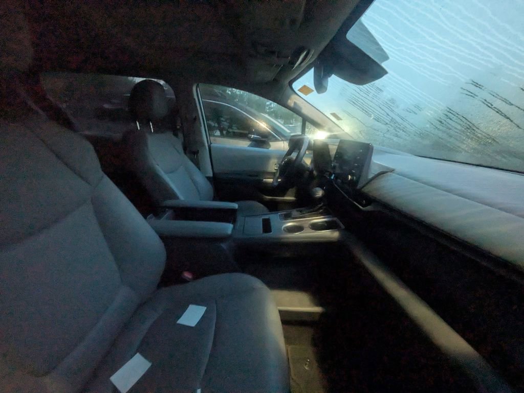 Certified 2024 Toyota Sienna XLE image 10