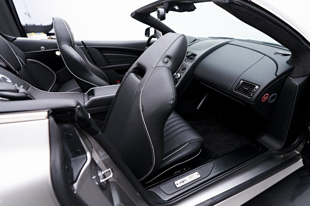 Used 2016 Aston Martin DB9 GT RWD image 62