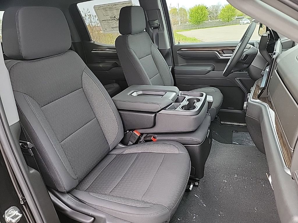 New 2026 Chevrolet Silverado 1500 LT AWD/4WD image 12