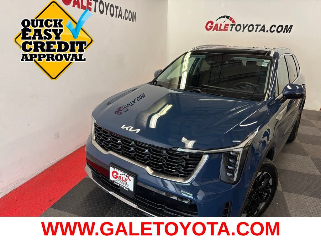 Used 2025 Kia Sorento S w/ Panoramic Sunroof Package AWD/4WD image 3