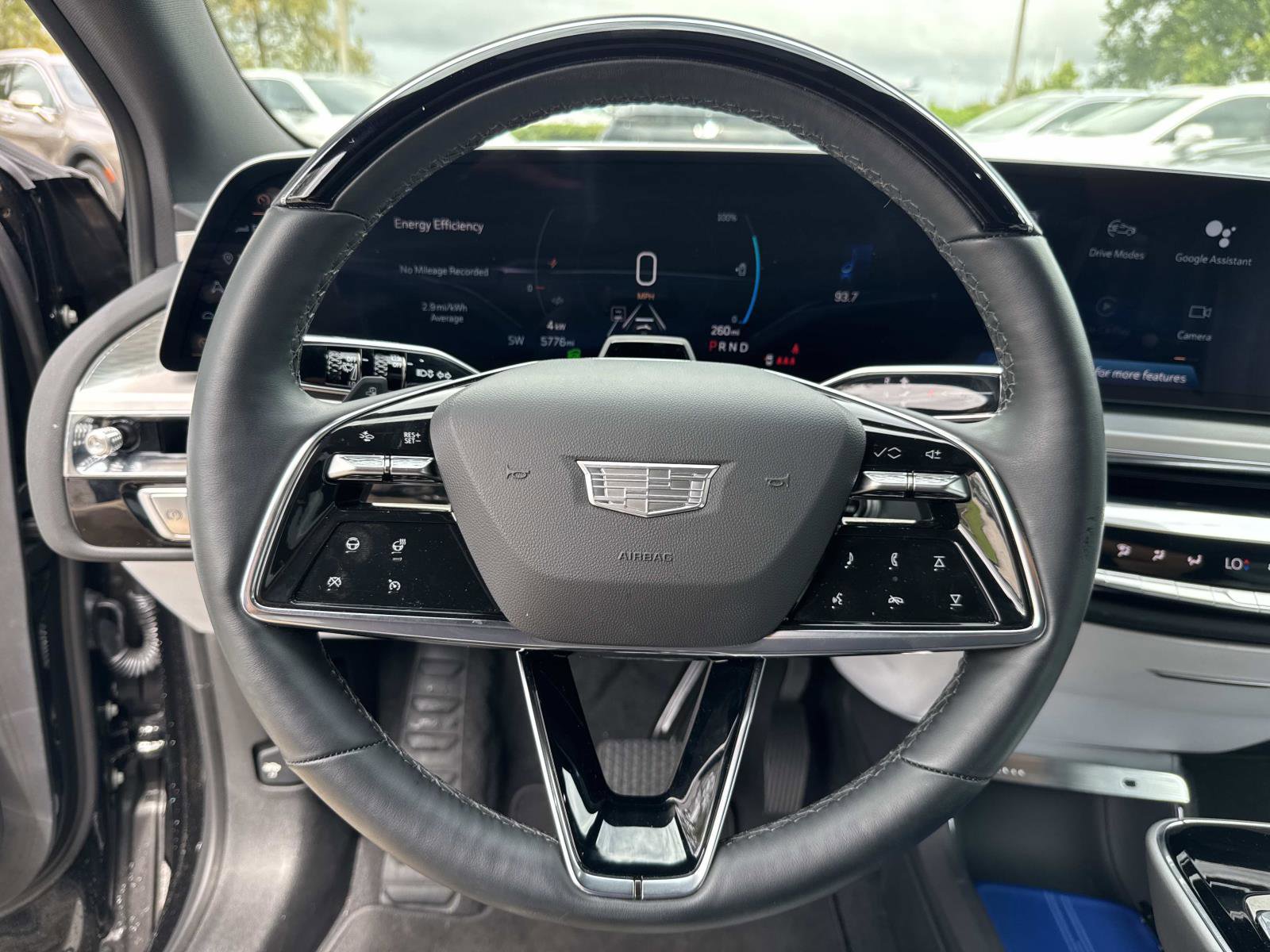 New 2025 Cadillac Lyriq Sport image 28