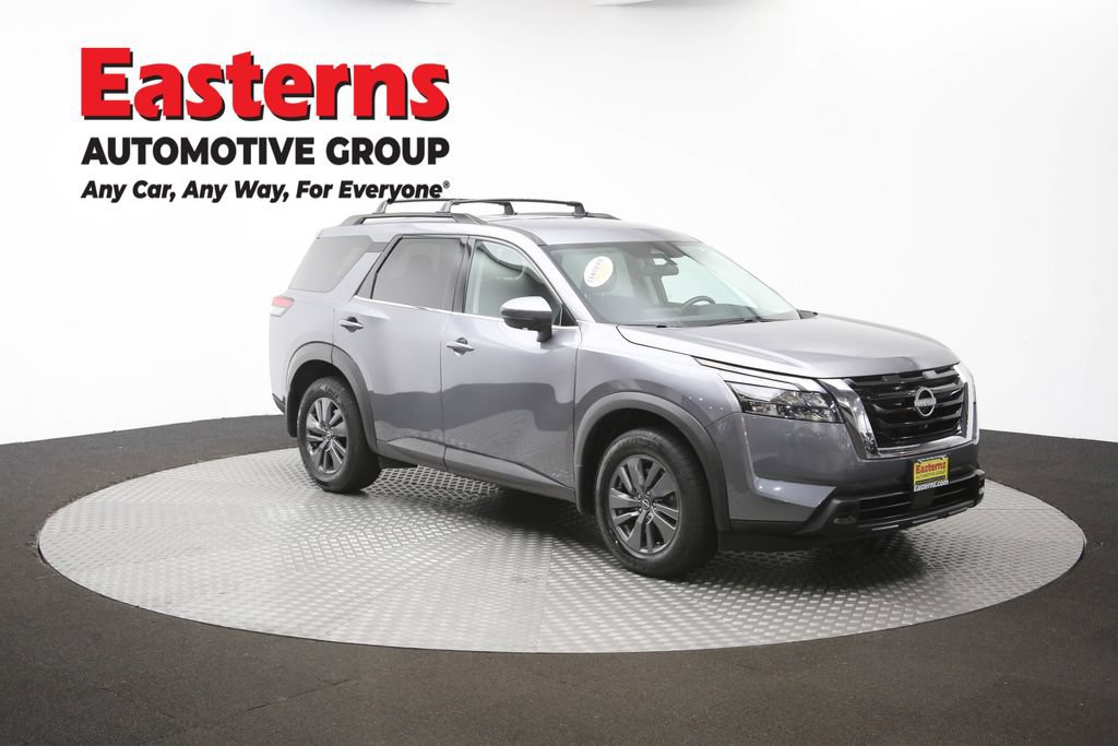 Used 2024 Nissan Pathfinder SV AWD/4WD image 47