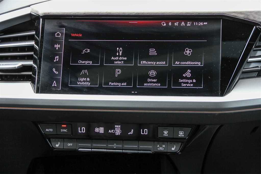 Used 2025 Audi Q4 e-tron Premium Plus w/ Premium Plus image 15