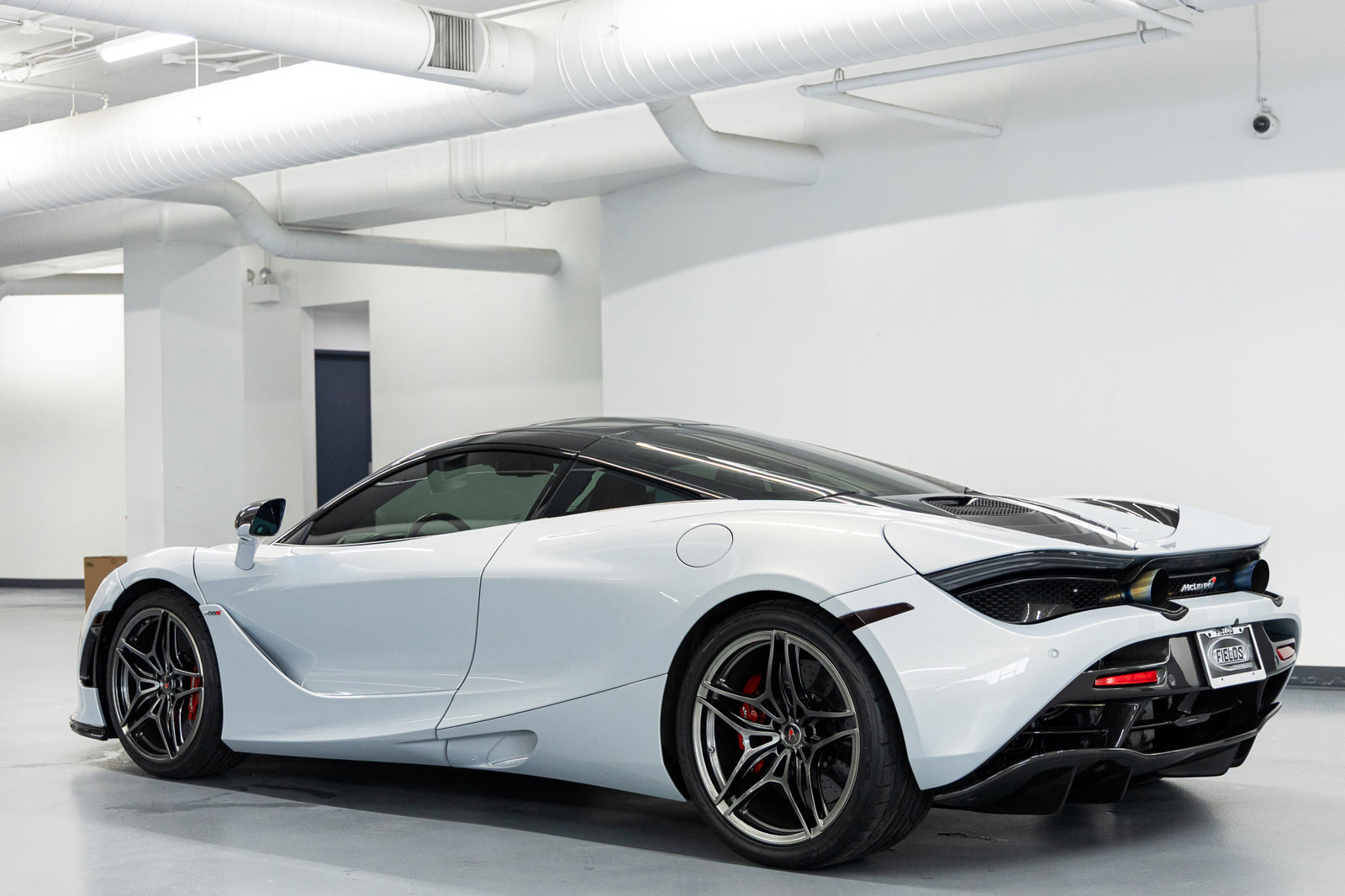 Used 2018 McLaren 720S image 5