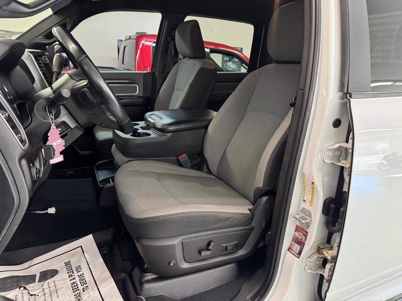 Used 2022 RAM 2500 Big Horn w/ Level A Equipment Group image 7