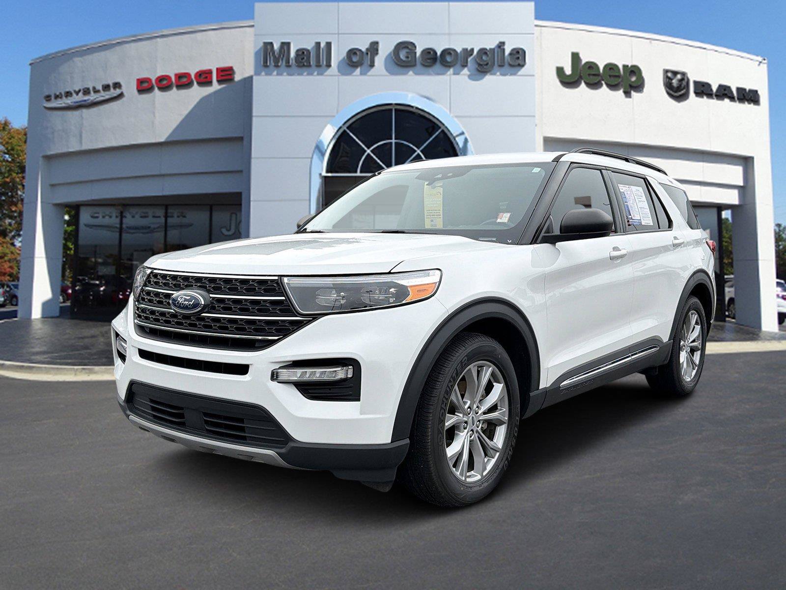 Used 2023 Ford Explorer XLT w/ Equipment Group 202A RWD image 1