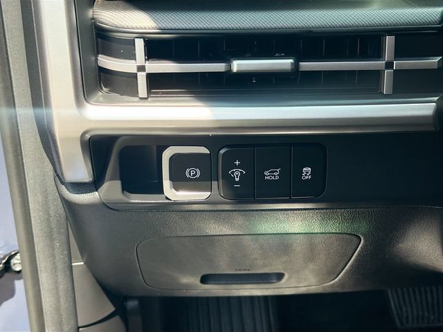Certified 2026 Hyundai Santa Fe SEL FWD image 10
