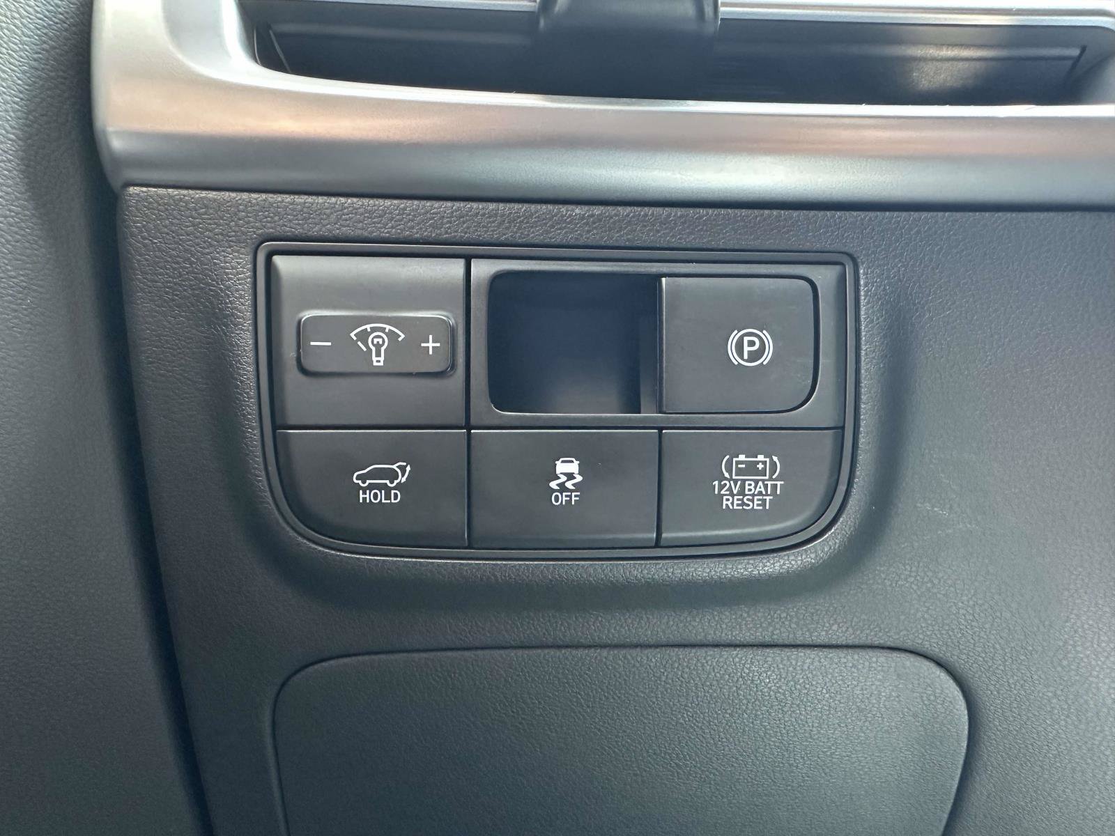 Used 2025 Hyundai Tucson Limited AWD/4WD image 22